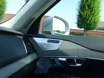 XC90 Plus T8 AWD/HeadUP/Pano/B&W/360°/BLIS/FourC