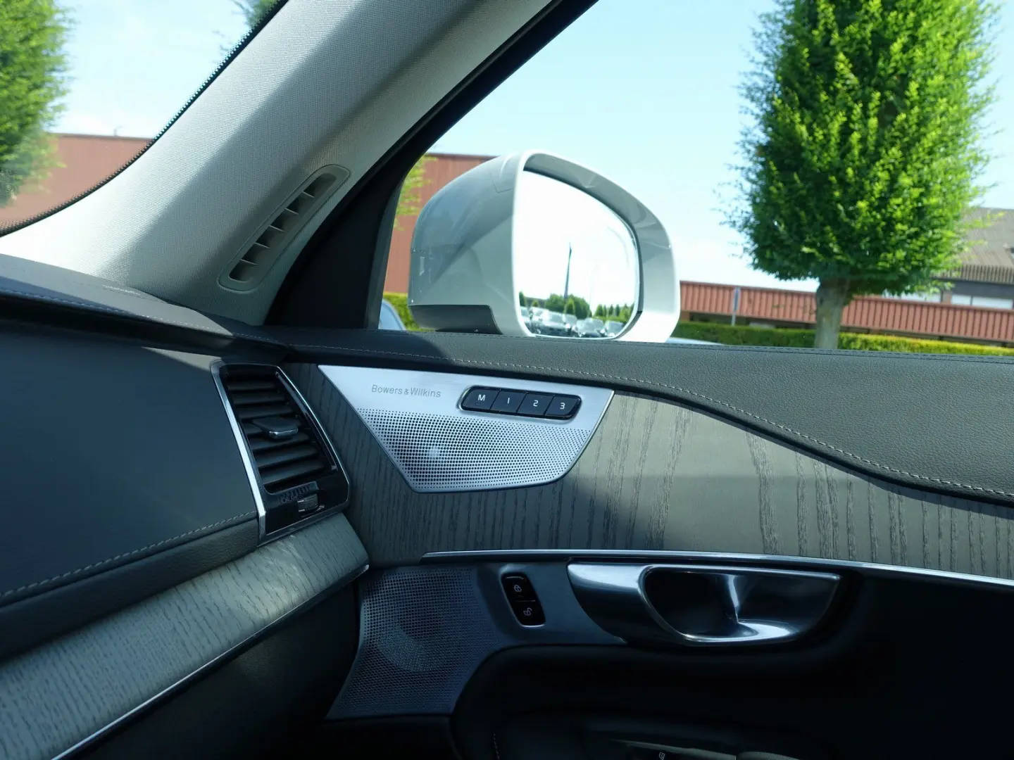 XC90 Plus T8 AWD/HeadUP/Pano/B&W/360°/BLIS/FourC