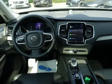 XC90 Plus T8 AWD/HeadUP/Pano/B&W/360°/BLIS/FourC