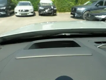 XC90 Plus T8 AWD/HeadUP/Pano/B&W/360°/BLIS/FourC