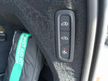 XC90 Plus T8 AWD/HeadUP/Pano/B&W/360°/BLIS/FourC