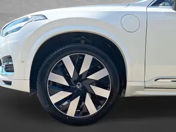 XC90 T8 AWD Plus Bright 7 Sitz