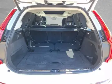 XC90 T8 AWD Plus Bright 7 Sitz
