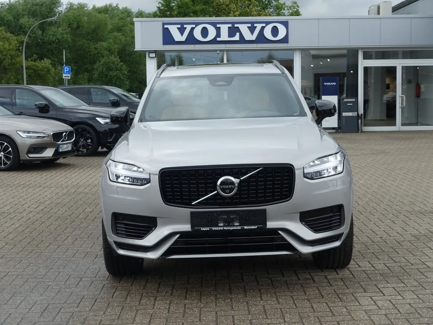 XC90 Plus Dark T8 AWD /FourC/AHK/Pano/360°Cam