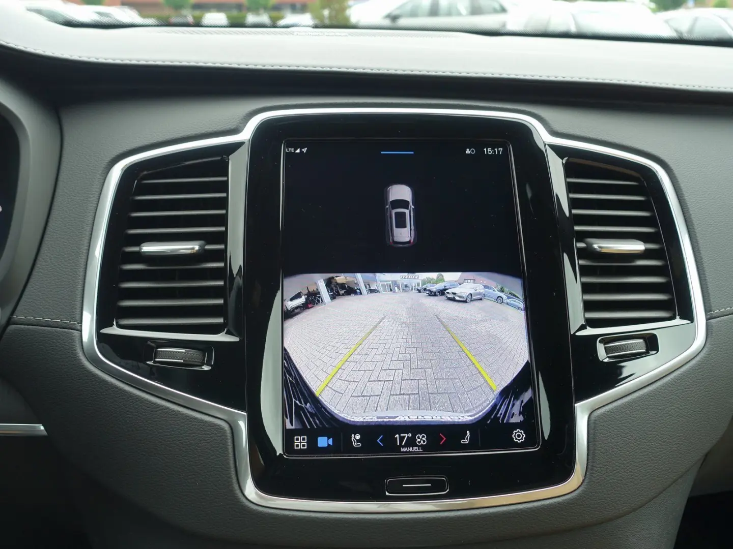 XC90 Plus Dark T8 AWD /FourC/AHK/Pano/360°Cam