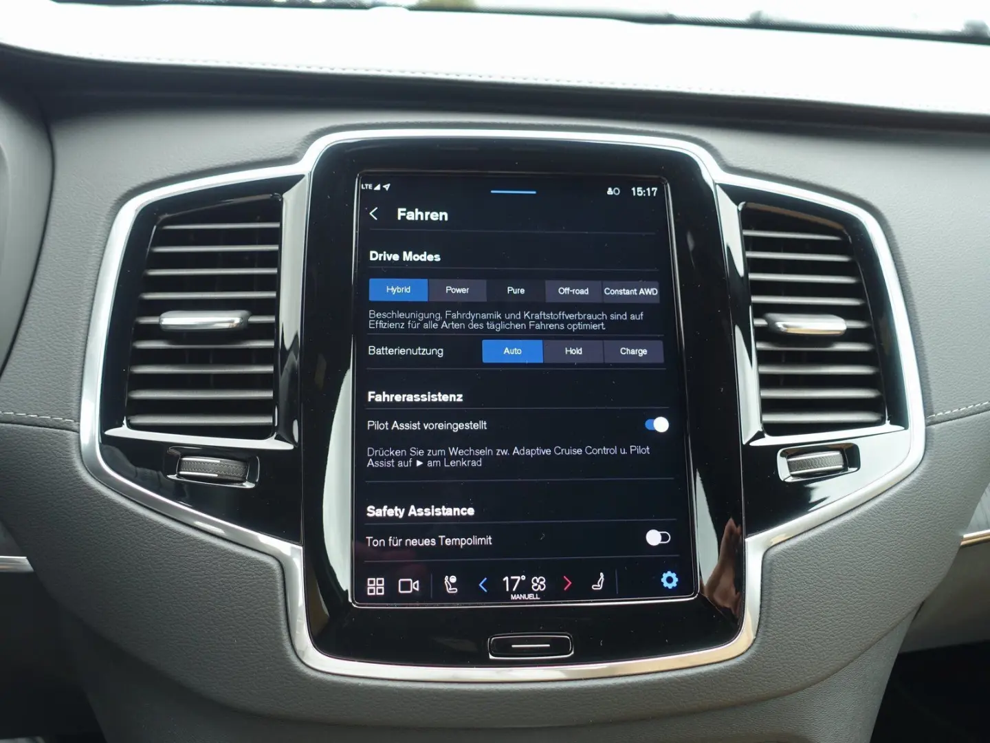 XC90 Plus Dark T8 AWD /FourC/AHK/Pano/360°Cam
