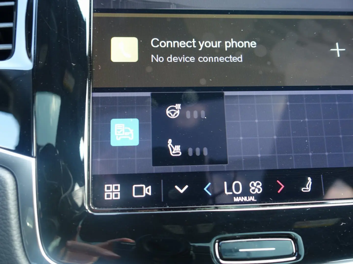 XC90 Recharge Ultimate T8 AWD/FourC/AHK/B&W/Pano