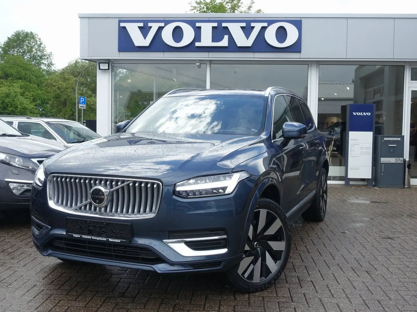 XC90 Plus T8 AWD/Bright/B&W/AHK/FourC/Pano/360°