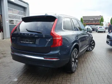 XC90 Plus T8 AWD/Bright/B&W/AHK/FourC/Pano/360°