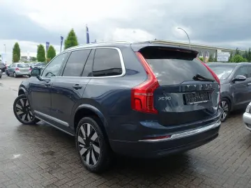 XC90 Plus T8 AWD/Bright/B&W/AHK/FourC/Pano/360°
