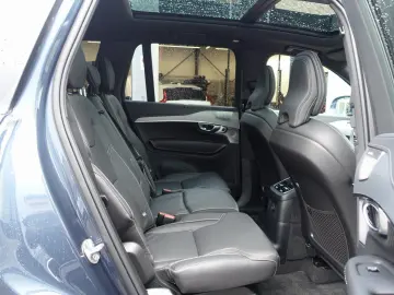 XC90 Plus T8 AWD/Bright/B&W/AHK/FourC/Pano/360°