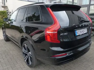XC90 Ultra Dark T8 Recharge Plug-In Hybrid AWD