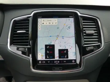 XC90 Ultra Dark T8 Recharge Plug-In Hybrid AWD