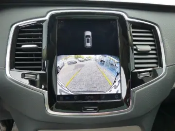 XC90 Ultra Dark T8 Recharge Plug-In Hybrid AWD