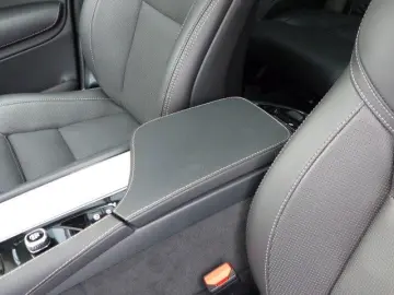 XC90 Ultra Dark T8 Recharge Plug-In Hybrid AWD