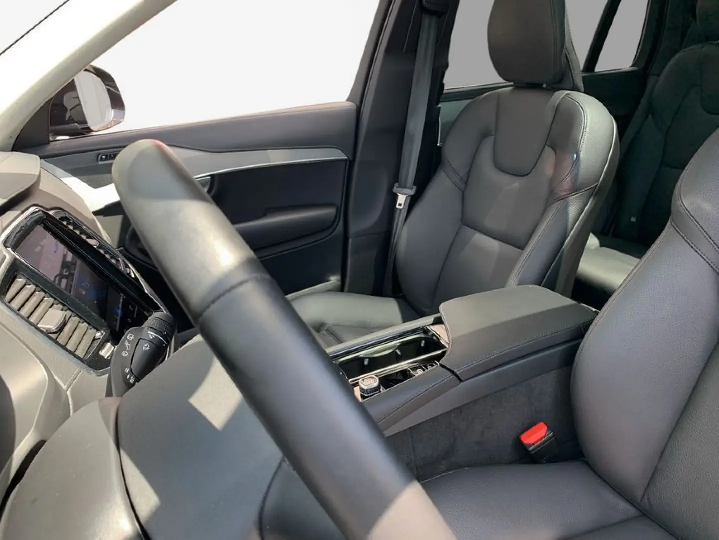 XC90 T8 AWD Plug-in Hybrid Plus Bright