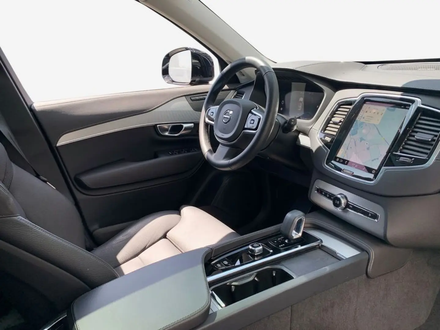 XC90 T8 AWD Plug-in Hybrid Plus Bright