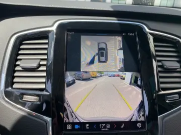 XC90 T8 AWD Plug-in Hybrid Plus Bright