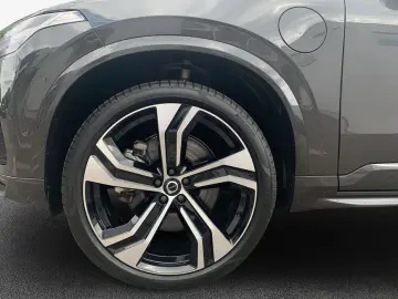 XC90 T8 AWD Recharge Ultimate Dark
