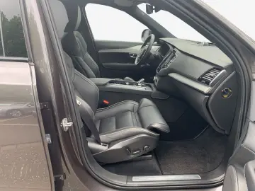 XC90 T8 AWD Recharge Ultimate Dark