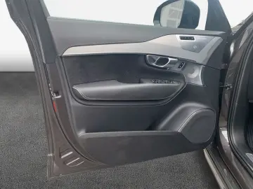 XC90 T8 AWD Recharge Ultimate Dark