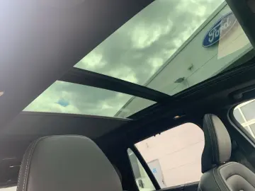 XC90 T8 AWD Recharge Ultimate Dark