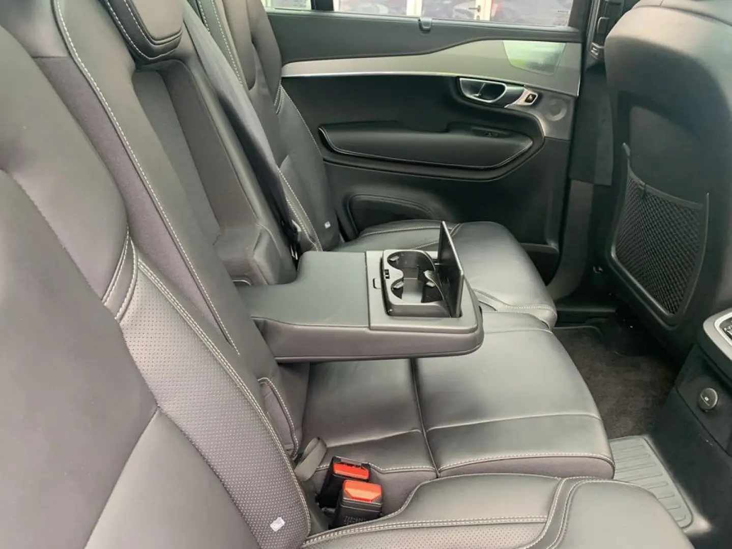 XC90 T8 AWD Recharge Ultimate Dark