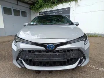 Corolla Touring Sports Hybrid Team D