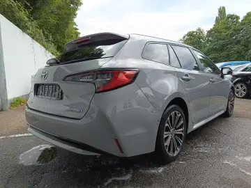 Corolla Touring Sports Hybrid Team D