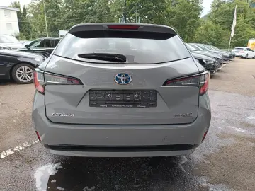 Corolla Touring Sports Hybrid Team D