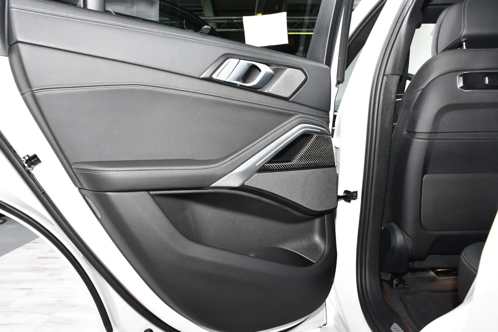 X6 xDrive30d M Sport Pro 22Zoll AHK Pano ACC 360