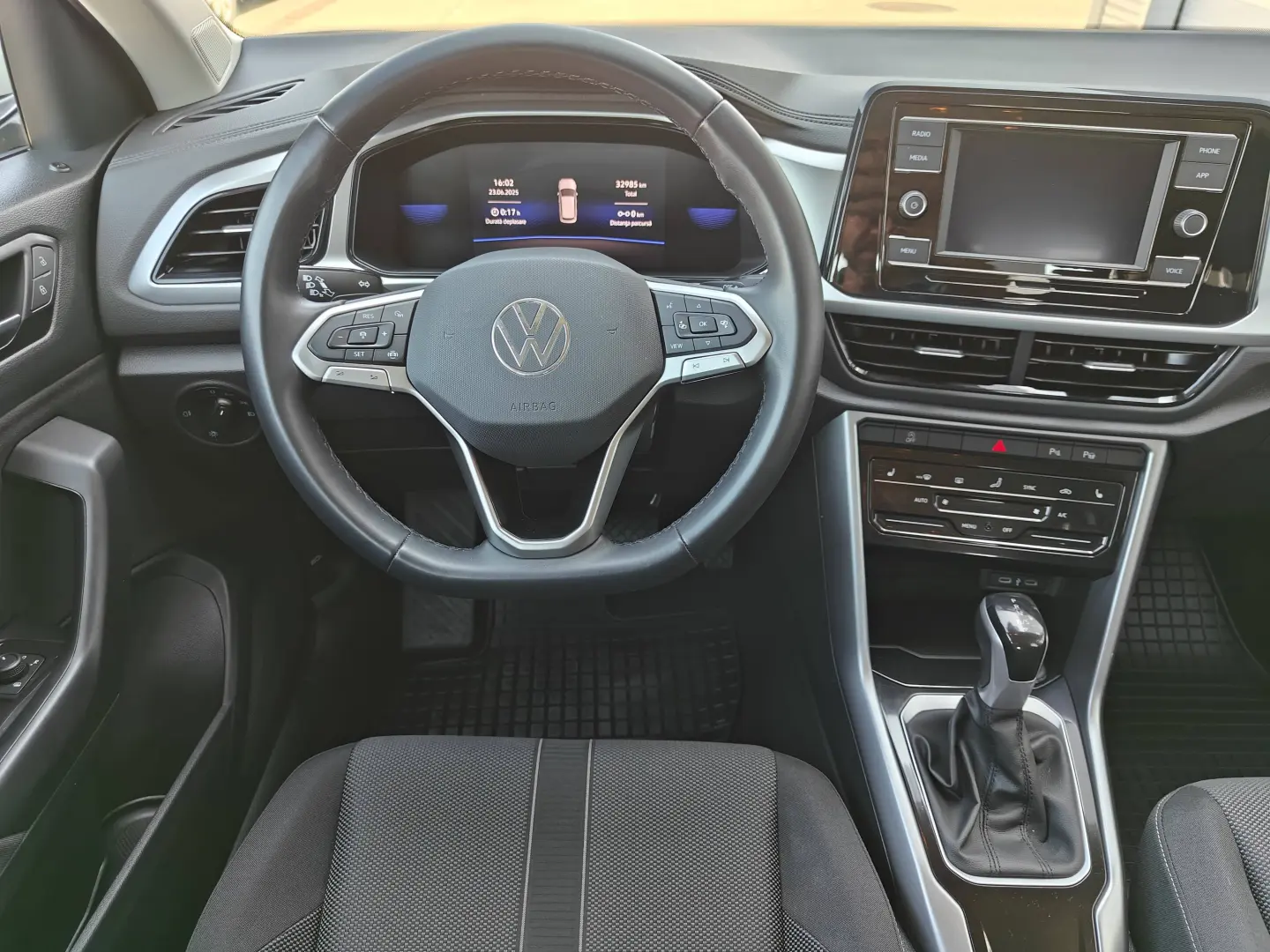 Volkswagen T-ROC 1.5 TSI DSG Life