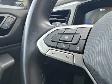 Volkswagen T-ROC 1.5 TSI DSG Life