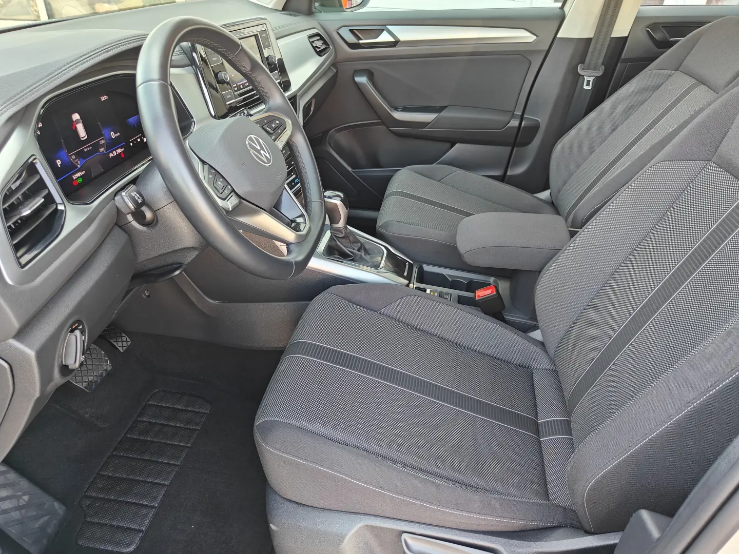 Volkswagen T-ROC 1.5 TSI DSG Life