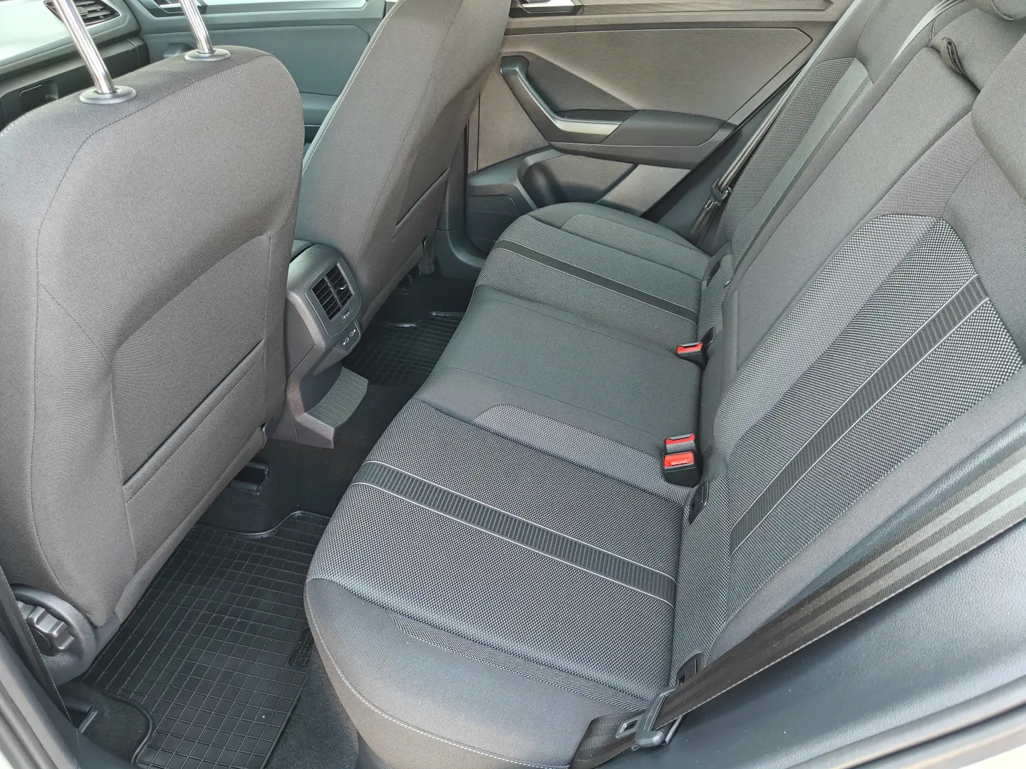 Volkswagen T-ROC 1.5 TSI DSG Life