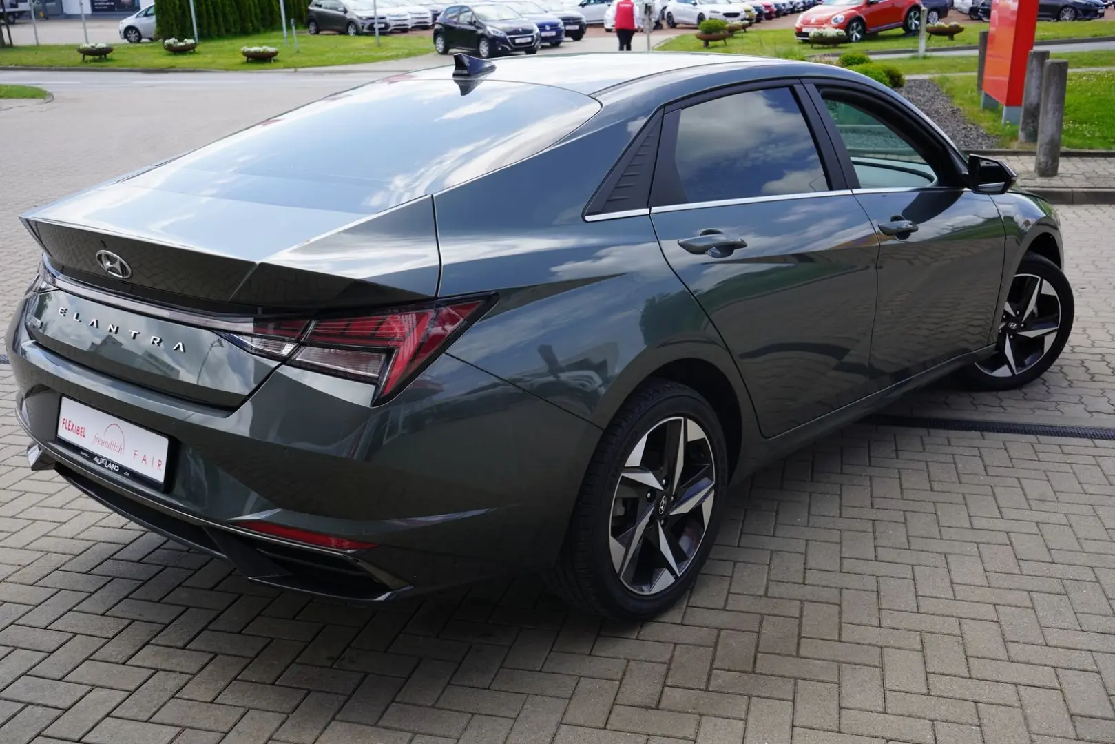 Elantra 1.6 GDI Kamera Sitzheizung Android Apple