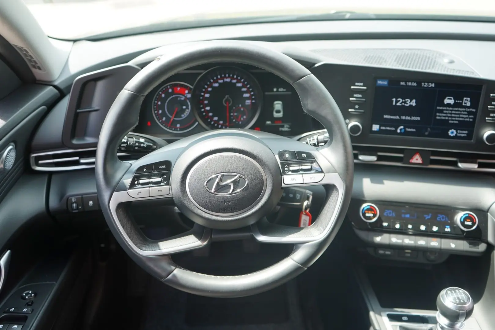 Elantra 1.6 GDI Kamera Sitzheizung Android Apple