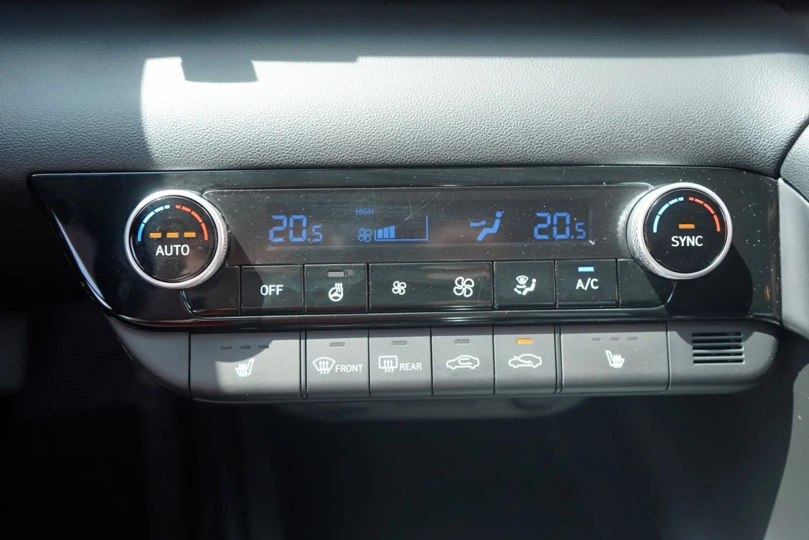 Elantra 1.6 GDI Kamera Sitzheizung Android Apple