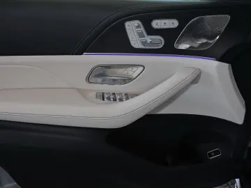 Mercedes-Benz GLE 450 d 4M AMG Multikontursitze+Standhz