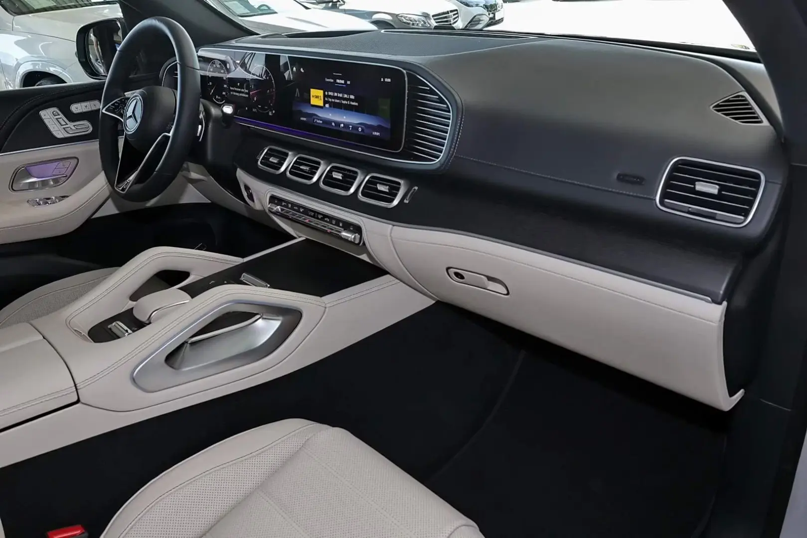 Mercedes-Benz GLE 450 d 4M AMG Multikontursitze+Standhz