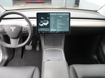 Model Y Long Range AWD *Matrix-LED*