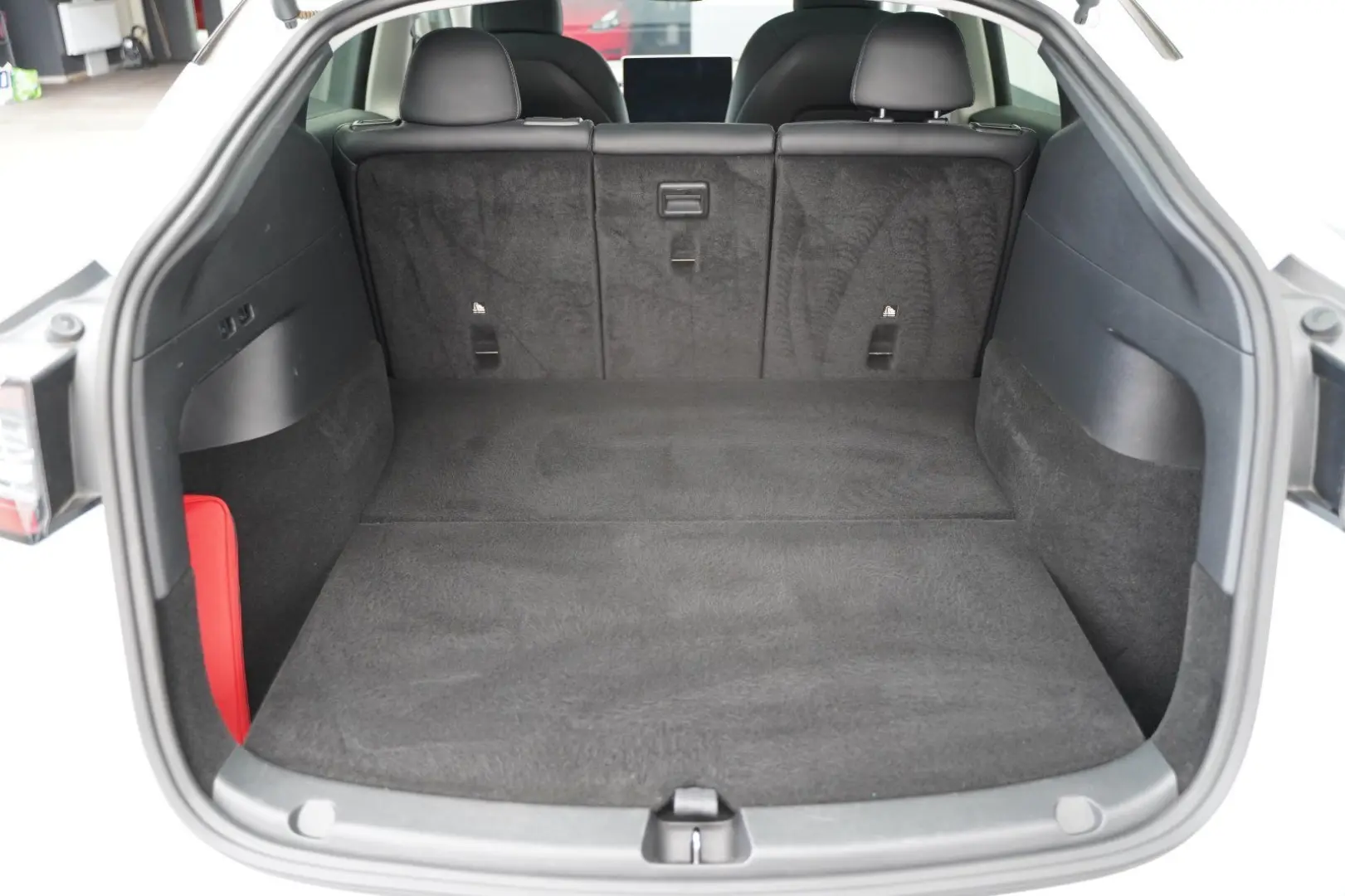 Model Y Long Range AWD *Matrix-LED*