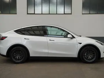 Model Y Long Range AWD *Matrix-LED*