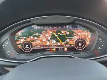 Q5 50 TFSI e quattro Sport*Navi*LED*Alu*AHK*PDC*