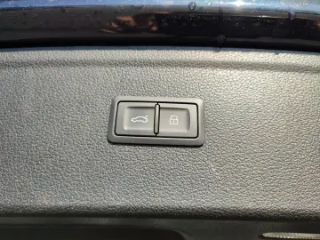 Q5 50 TFSI e quattro Sport*Navi*LED*Alu*AHK*PDC*
