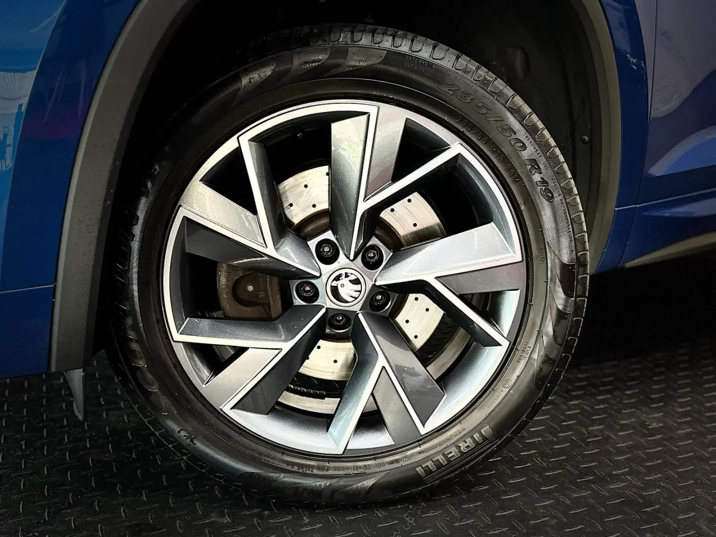 Kodiaq 2.0TDI SPORTLINE 4x4 LED#AHK#ACC#PANO#CAM