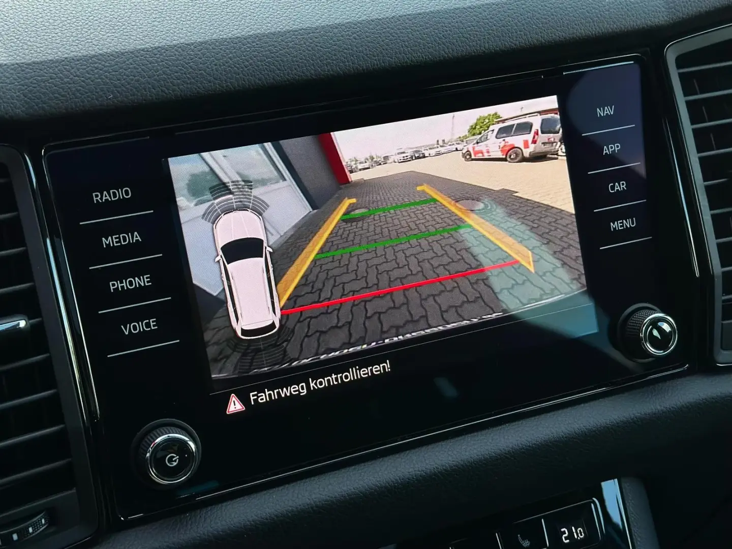 Kodiaq 2.0TDI SPORTLINE 4x4 LED#AHK#ACC#PANO#CAM