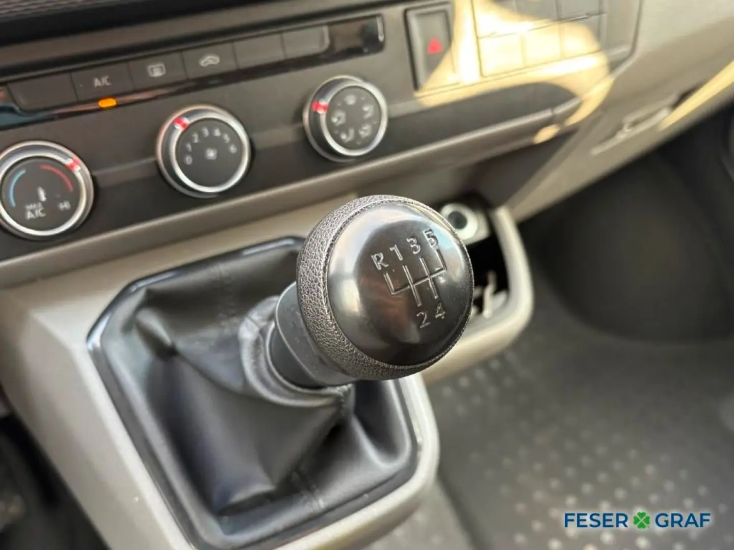 T6.1 Caravelle 2.0 TDI ParkPilot/Klima/ISOFIX