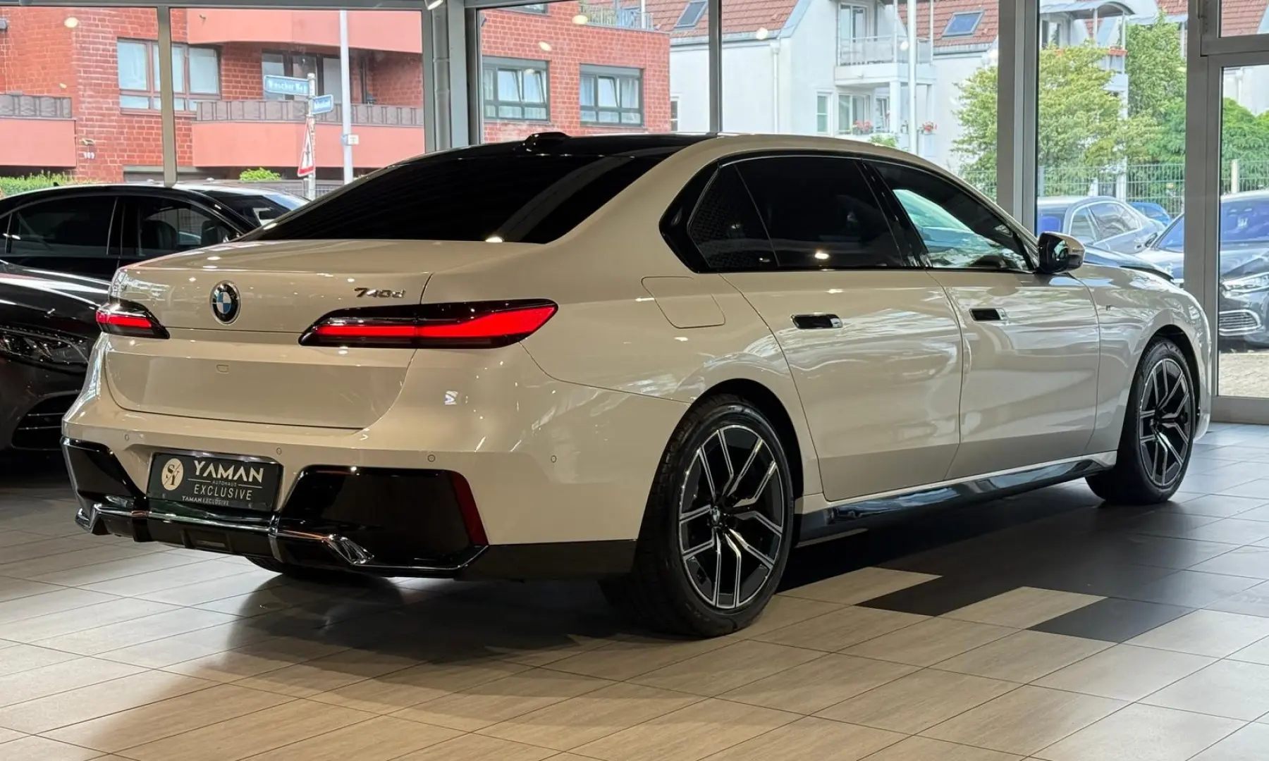 740 d xD M Sport*SkyLounge*StHzg*B&W*Experience