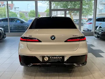 740 d xD M Sport*SkyLounge*StHzg*B&W*Experience